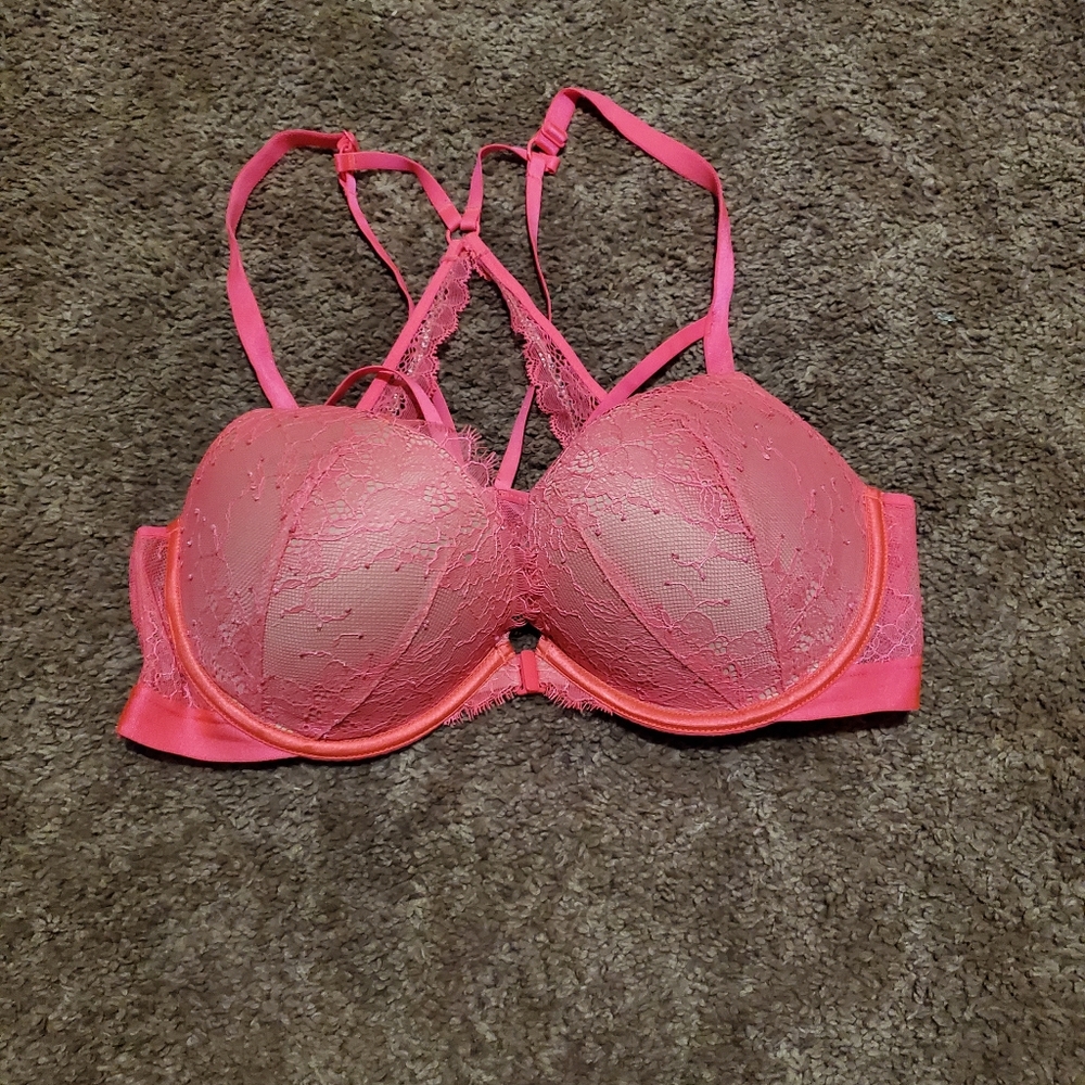 Victoria's Secret "Very Sexy" push up bra